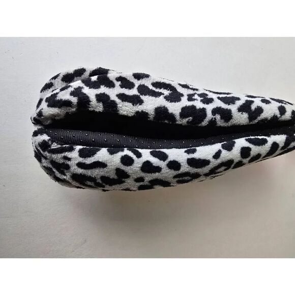 Isaac Mizrahi Slippers Animal print Fuzzy Sz L - Picture 6 of 7